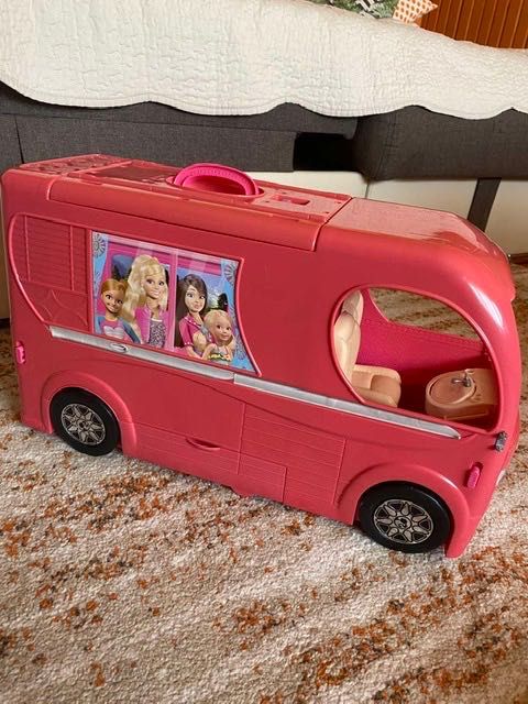 Кемпер каравана Barbie