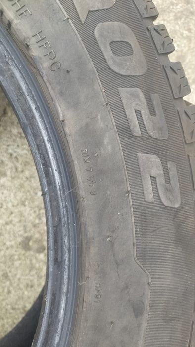 Vand Anvelope pentru iarna 235/65/17
