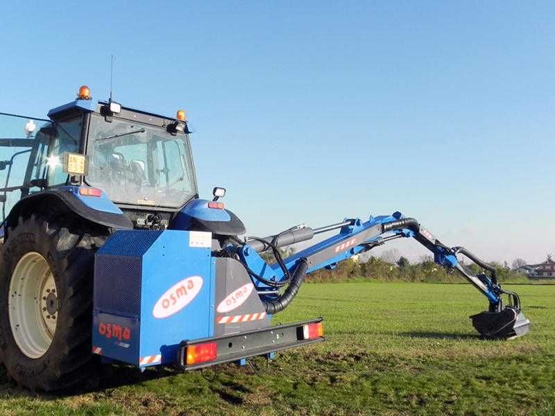 Tocator cu brat articulat hidraulic DHIS 1200