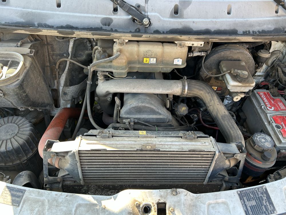 Vand / Dezmembrez Iveco Daily 2.8 diesel