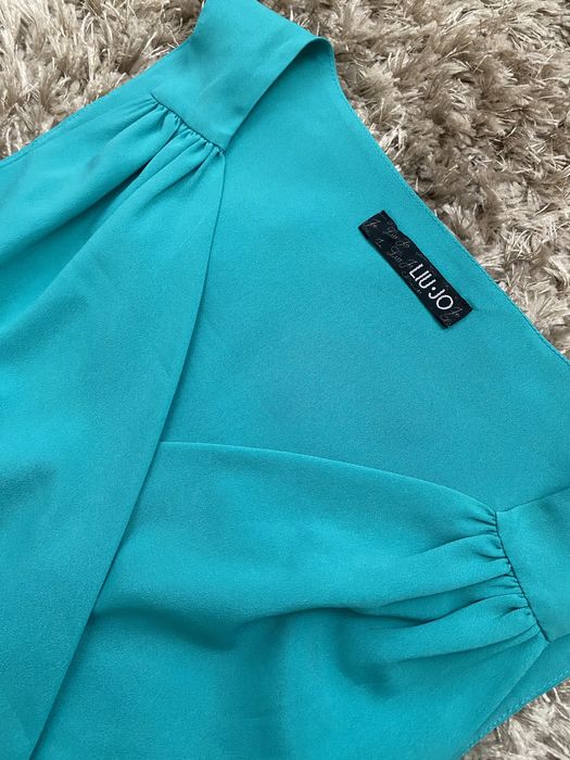 Рокля официална