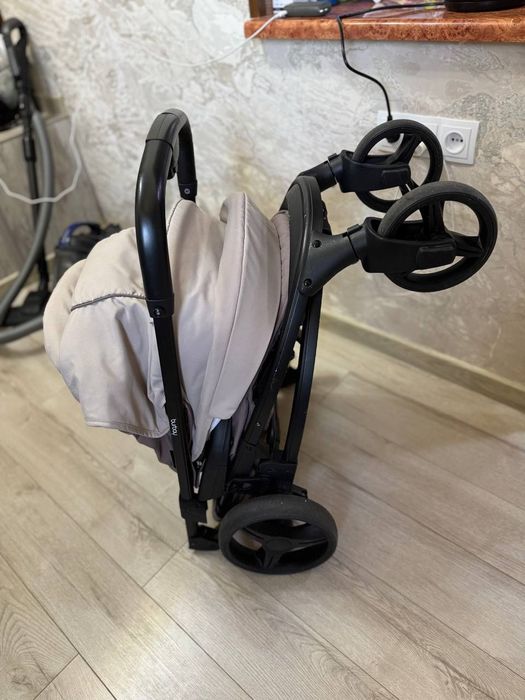 Продается коляска