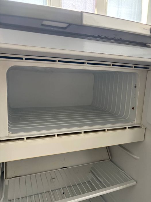 Холодильник от компании бирюса