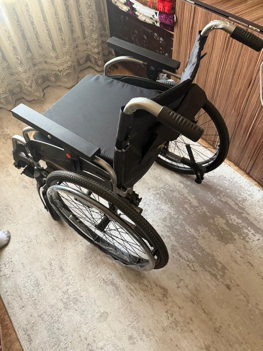 Коляска для инвалидов