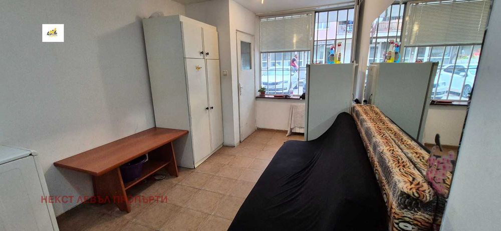 Дава се под наем Едностаен апартамент в София, Гео Милев - 30 кв.м за 357 € - Снимка #2