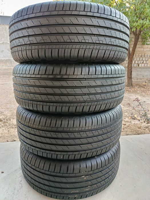 215_55_R17 Good year