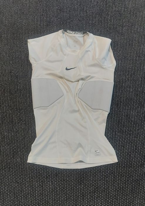 Nike pro протектор за баскетбол L