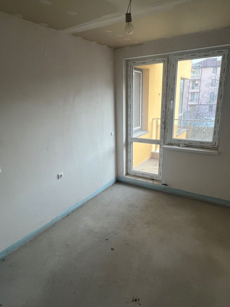 Продава се Тристаен апартамент в Асеновград - 103 кв.м за 1250 €/кв.м - Снимка #13