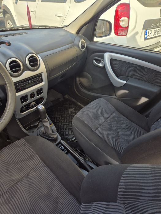 Vand Dacia Logan 1.4 Mpi - intretinuta - ITP 10/2026, cauciucuri noi