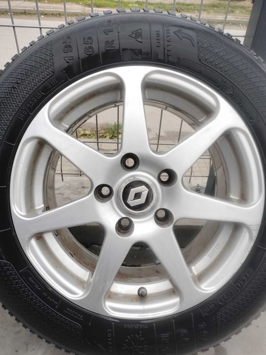 Джанти с гуми 15" 5*114,3