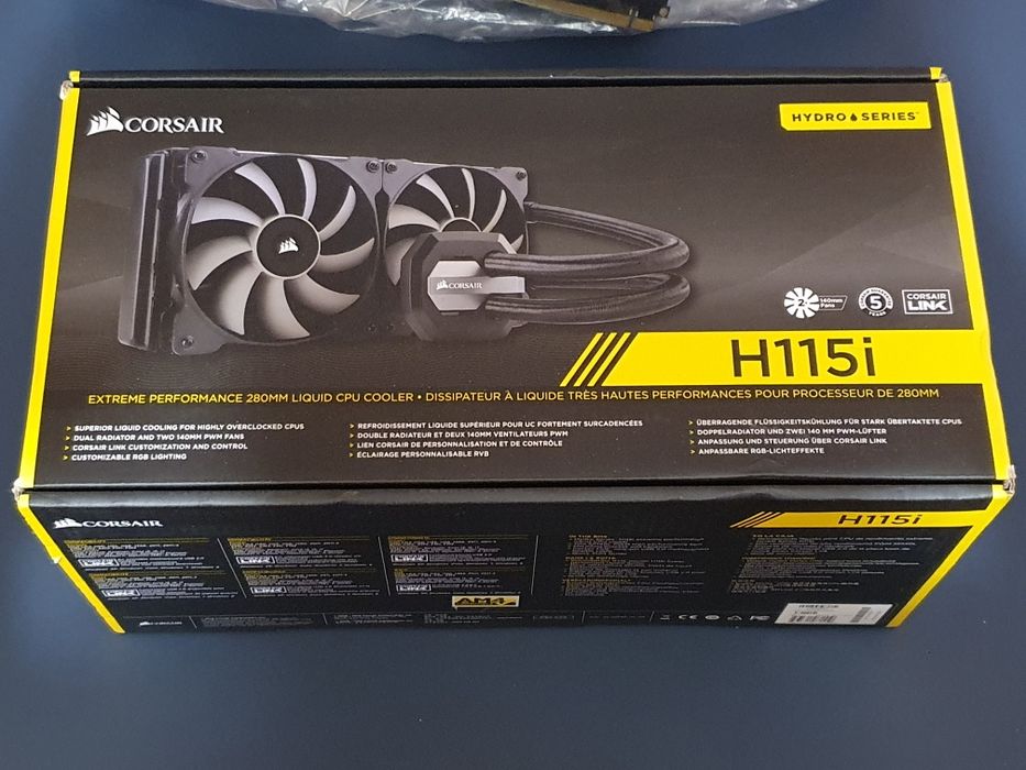 Продавам водно охлаждане Corsair H115i