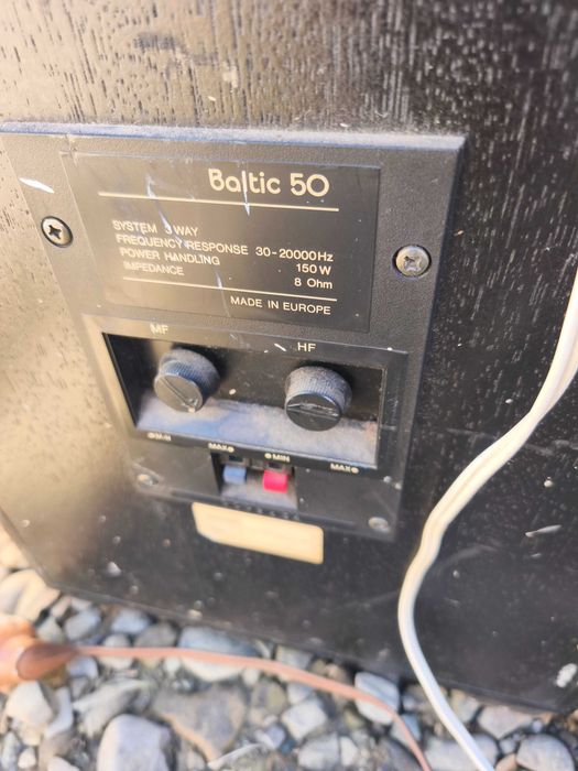 Vând 2 boxe suedeze Norsk Audio Baltic 50 de 150 Watt