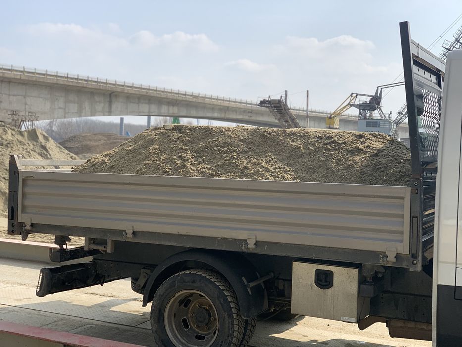 Transport materiale constructii