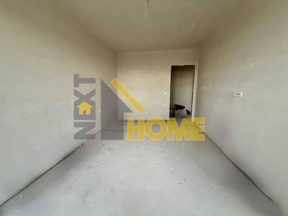 Просторен тристаен апартамент в нова сграда с ГАРАЖ