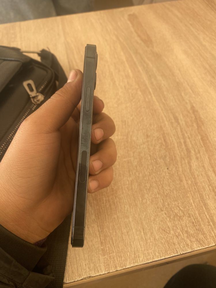 Iphone 12 pro sotiladi