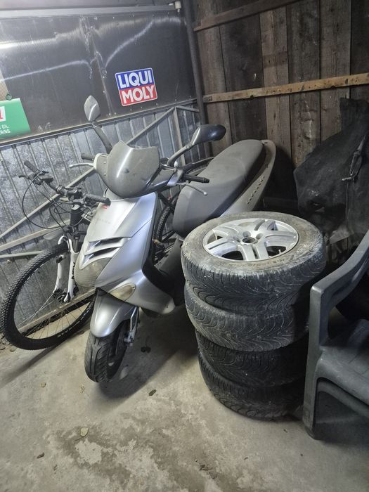 Aprilia Leonardo 250 acte de Italia