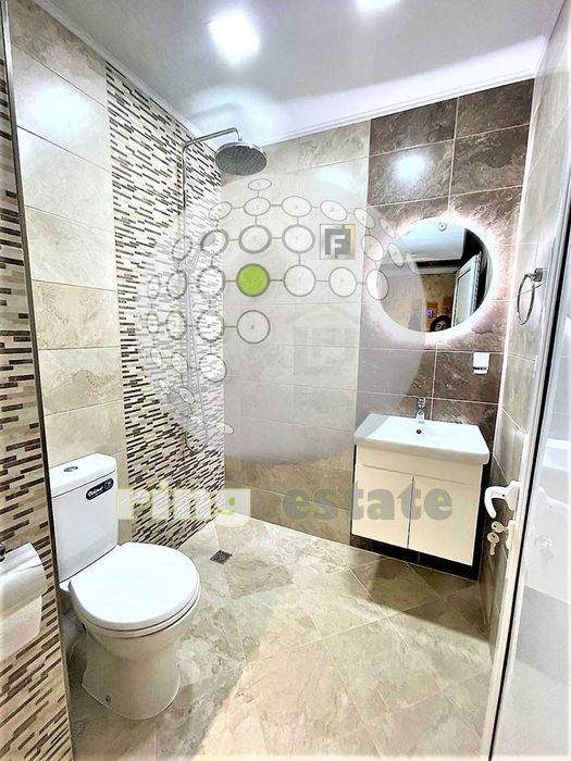 Луксозно обзаведен двустаен с гледка към Родопите