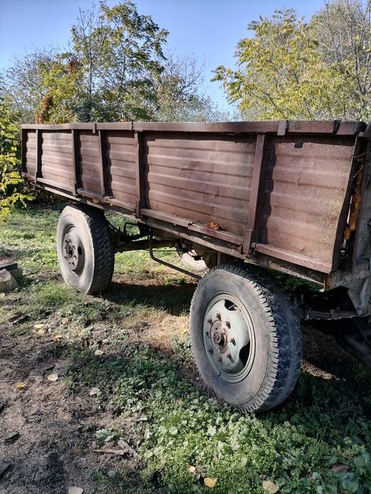 Vând tractor, plug si remorca