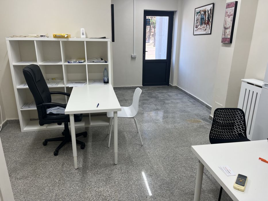 Inchiriez spatiu comercial