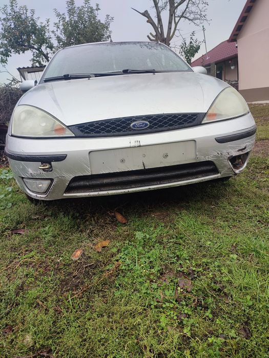 Vând ford focus mk1