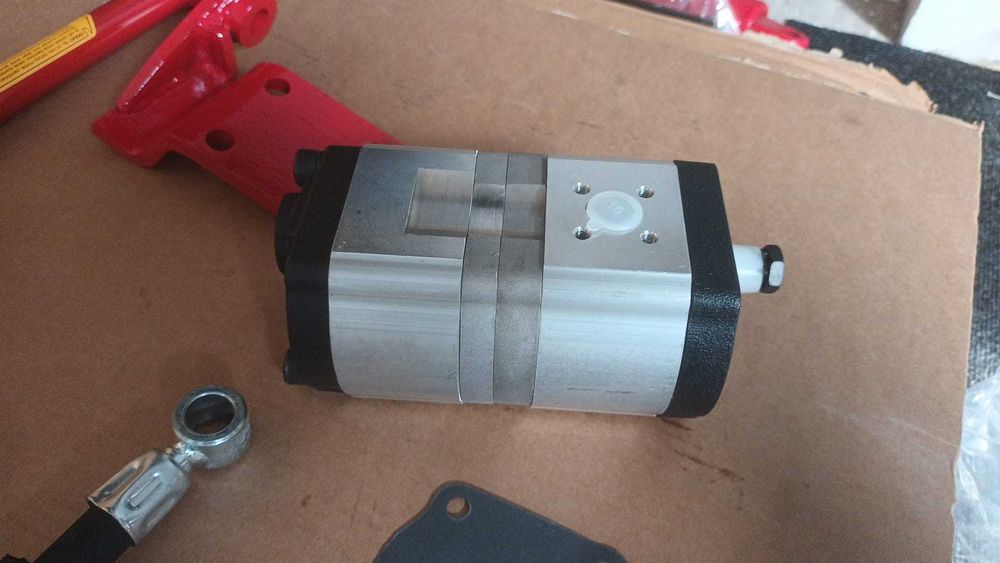 Kit servo pentru tractor International