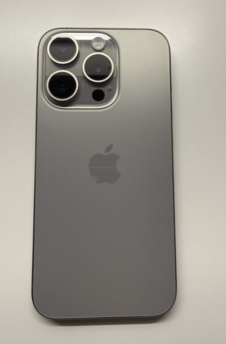 iPhone 15 pro natural 256GB