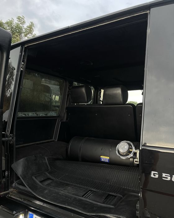 Mercedes Benz G500