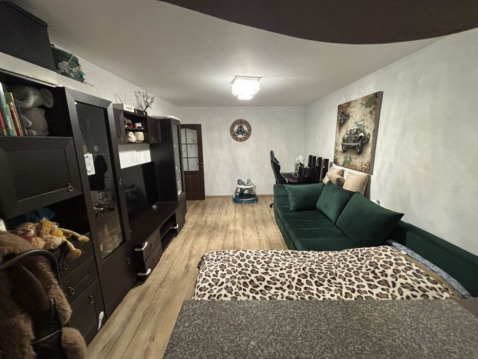 Apartament 2 camere de vanzare