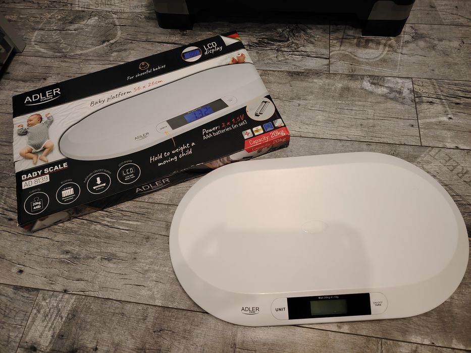 Комплект - порт бебе, възглавница за кърмене,обувчици, везна,аспиратор