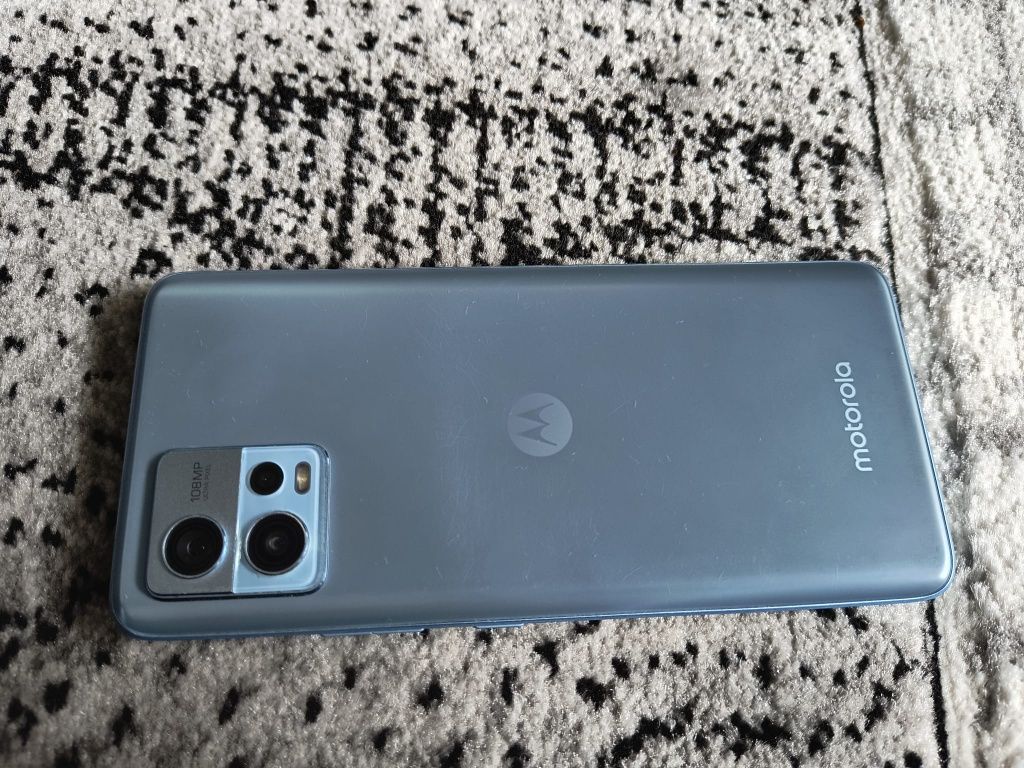 Motorola g72 full box