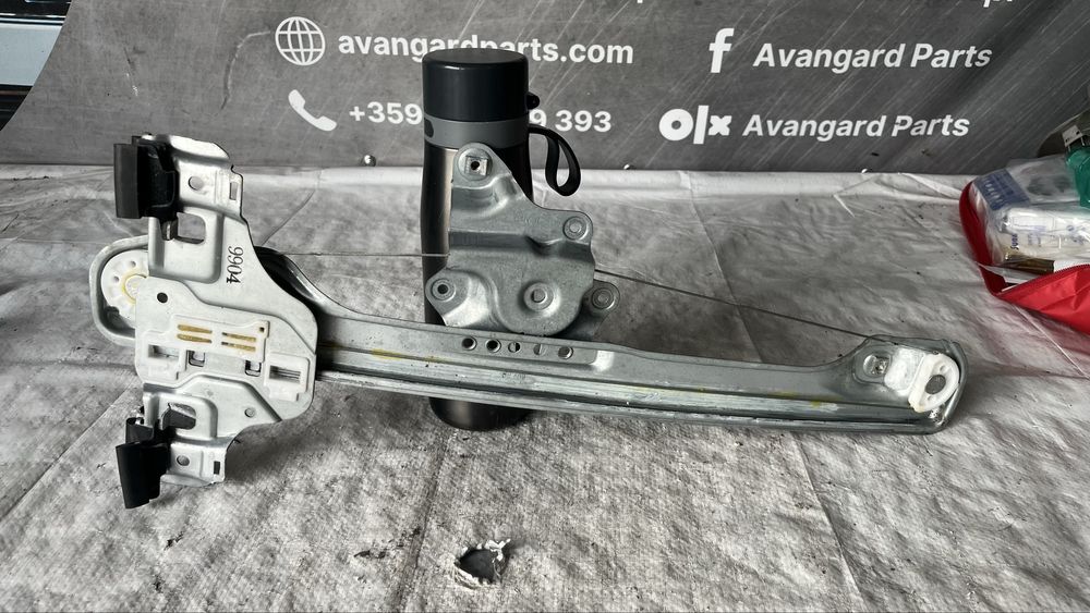 Заден ляв стъклоповдигач Chevrolet Trax