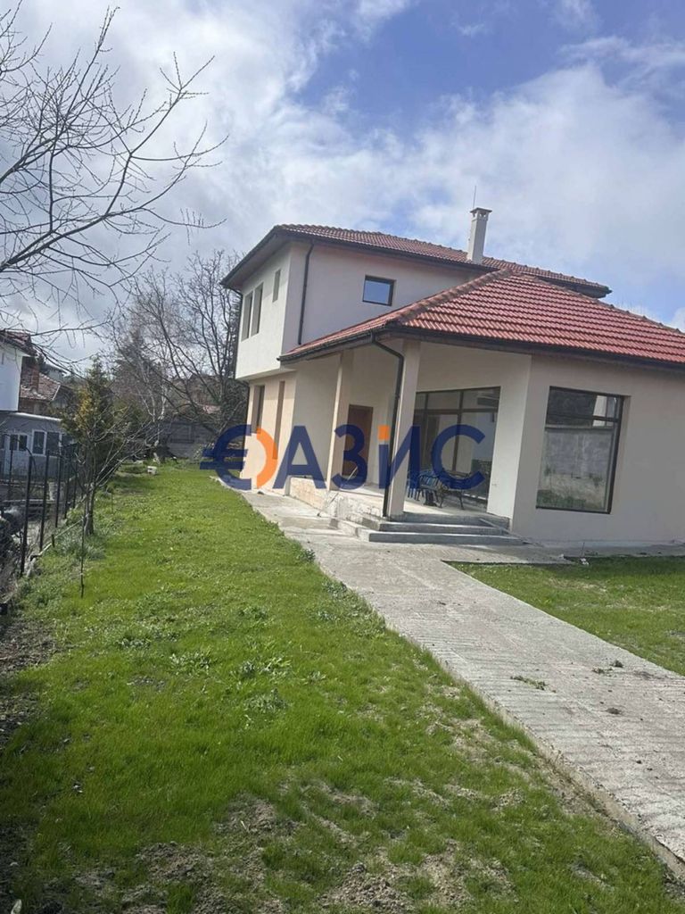Продава се Къща в с. Лъка, Област Бургас - 220 кв.м за 1213 €/кв.м - Снимка #6