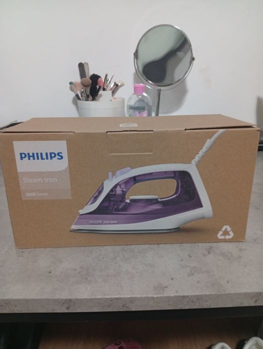 Fier de călcat Philips cu abur – nou, în cutie, 280 lei