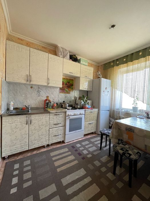 Продаю штор, ковры, дорожки