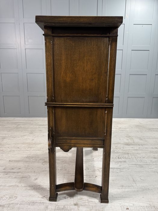 Шкаф - бюфет Jacobean Style Д1101