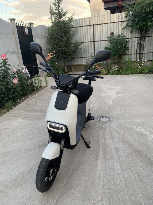 Vand Scuter Electric