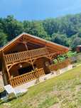 Cabana 5 camere de vanzare zona Baisoara 90mp si teren 1000mp