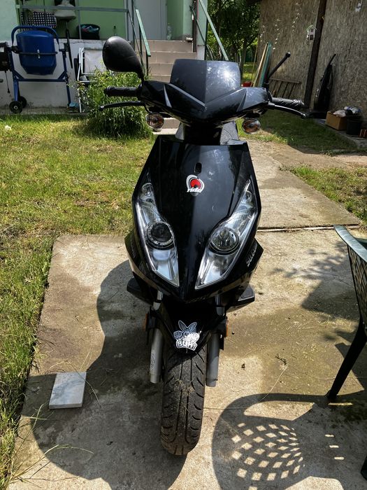Scuter Ride Omen