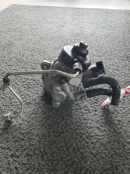 Pompa de inalta presiune Volkswagen Tiguan  2.0 TDI cod 0445010538