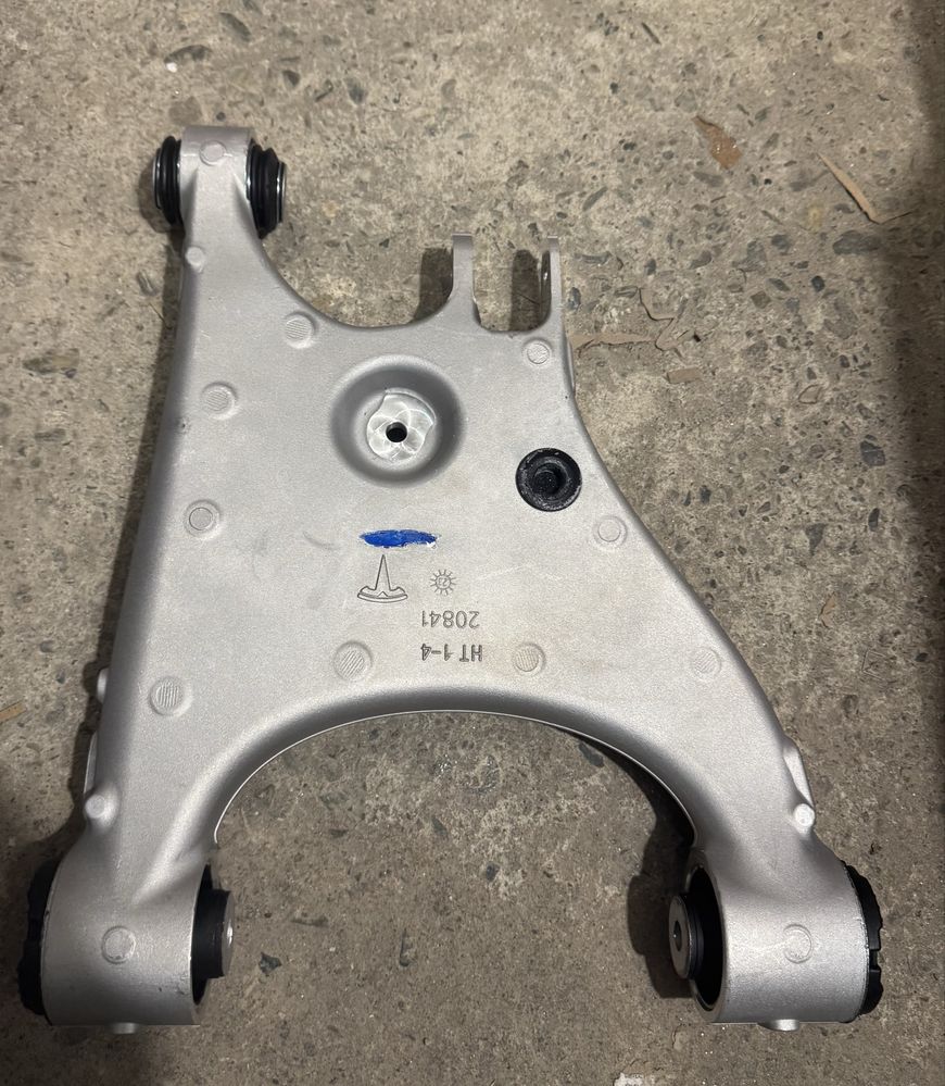 Brate suspensie spate noi Tesla model S,stanga/dreapta