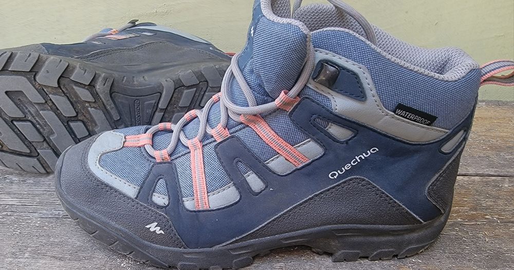 Quechua туристически обувки 37