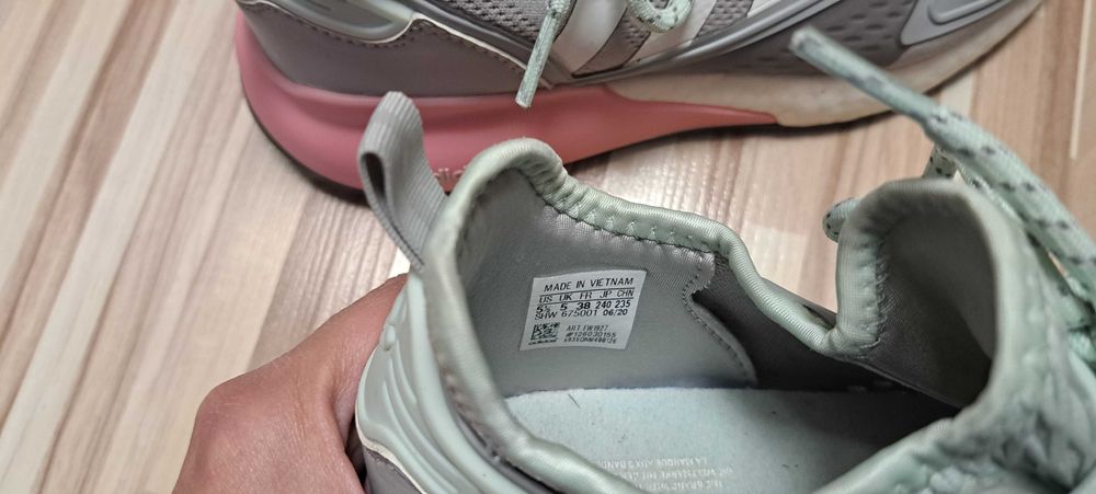 Маратонки Адидас