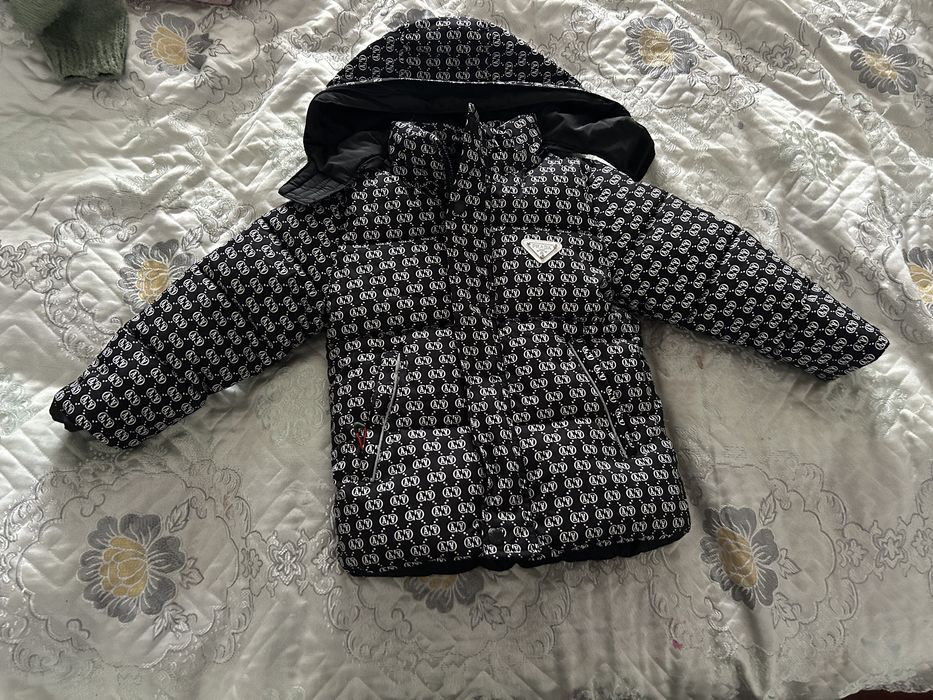 Продаю зимнию куртку для мальчика.