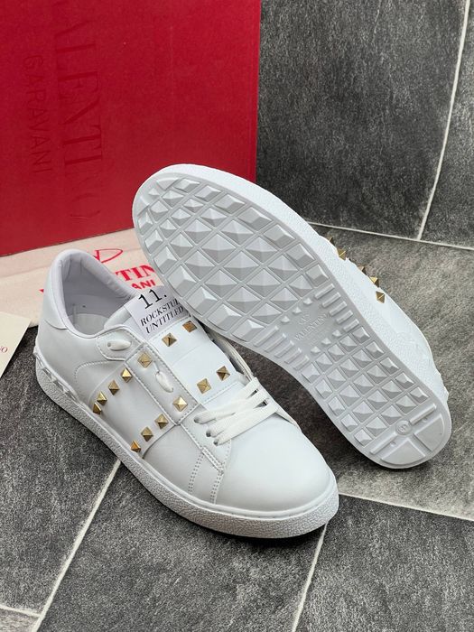 Adidasi Valentino Noi !!! Marimi 40/44 !!!