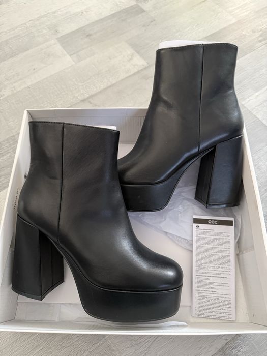 Боти с дебел ток