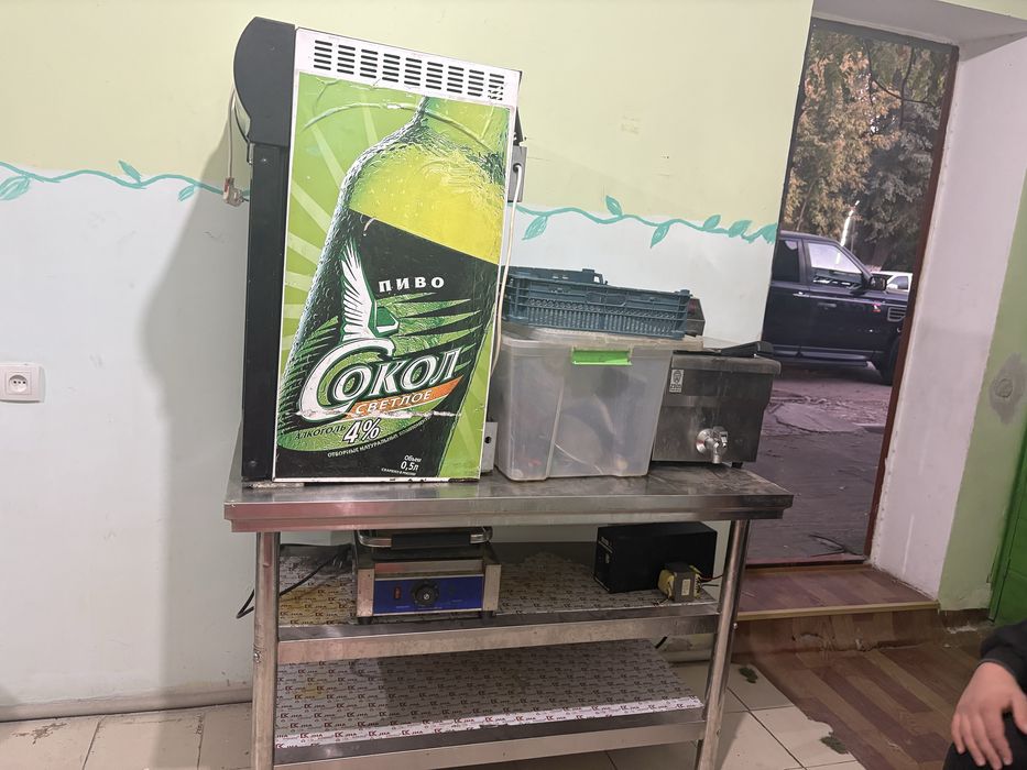 оборудованиями для фаст фуда