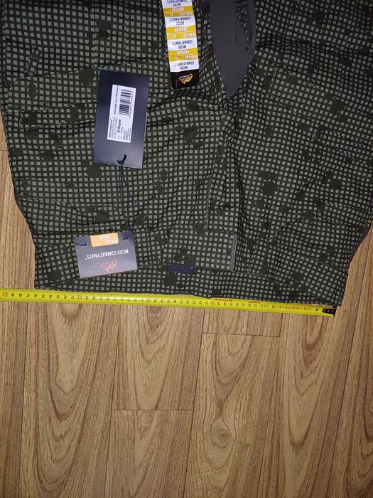 Pantaloni tactici HELIKON TEX Desert Night Camo