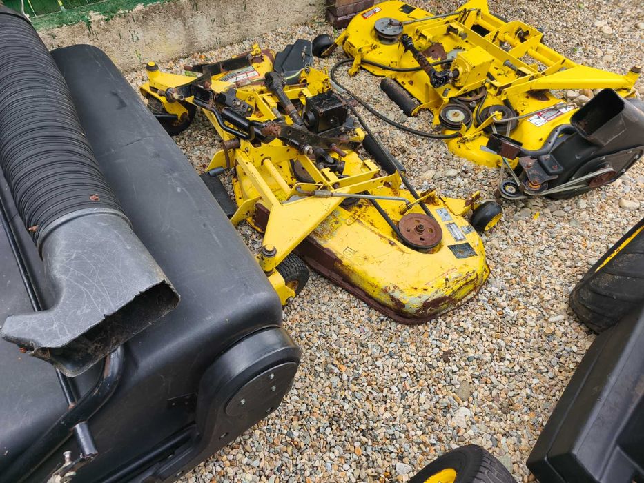 Coș pentru tractoras de tuns iarba gazon John Deere f 725