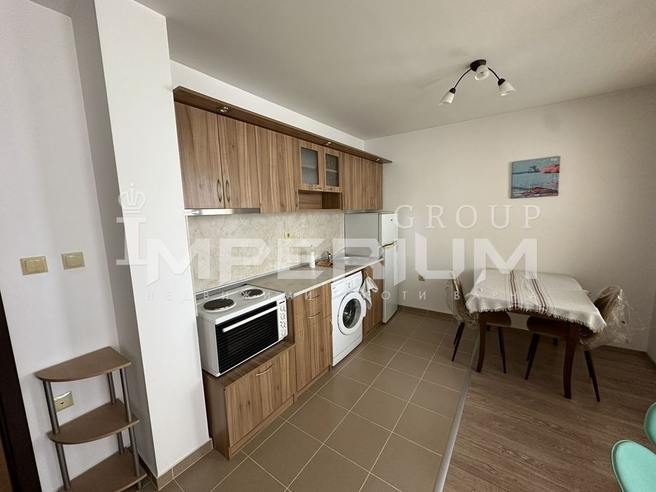 Дава се под наем Двустаен апартамент в Варна, Лятно кино Тракия - 55 кв.м за 382.5 € - Снимка #1