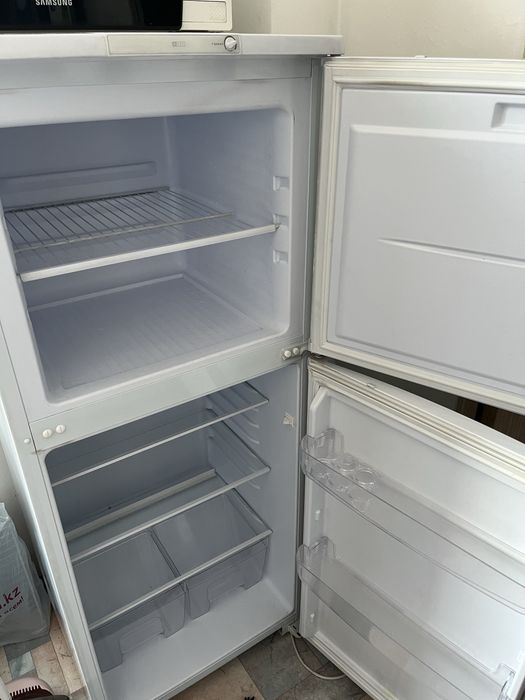 Продам холодильник